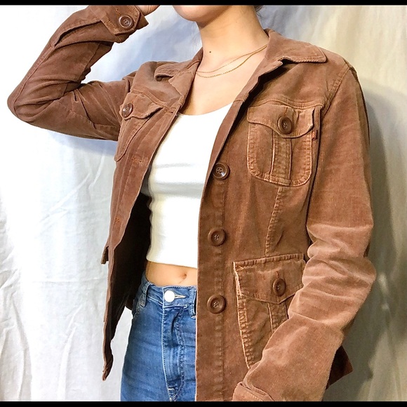 Brown corduroy jacket with multiple pockets - Picture 2 of 5